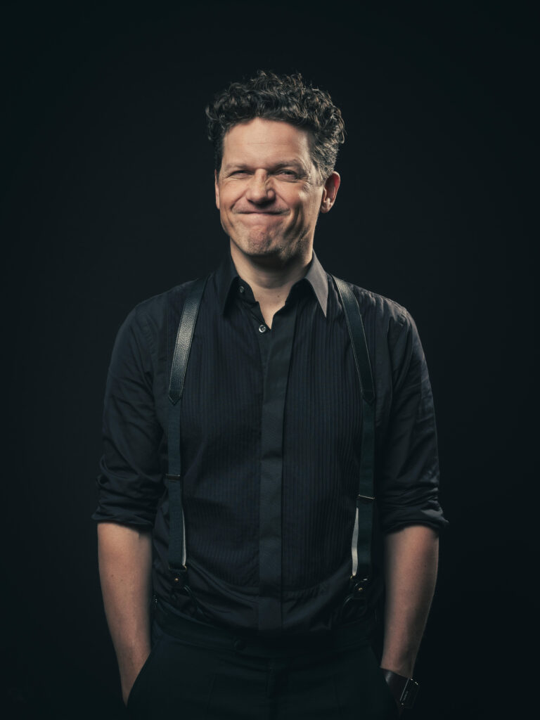 Michael Van Peel Farce Majeure — theater in Koksijde